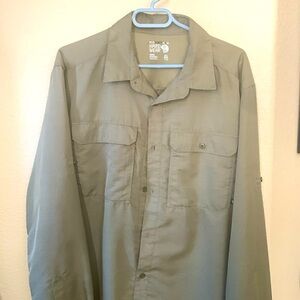 Mountain Hardware Men XL